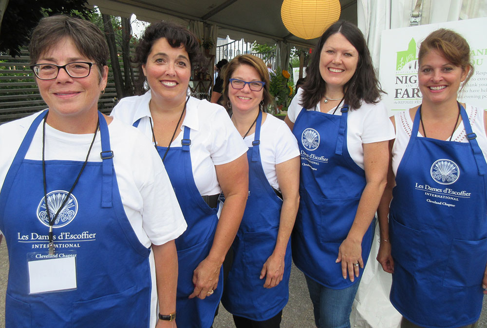 LDEI Volunteers at Refugee Response Benefit Dinner